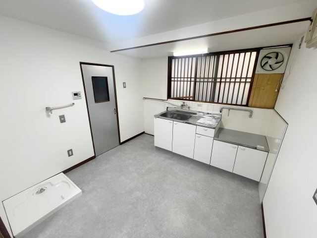 北新町14-45戸建の居間・リビング