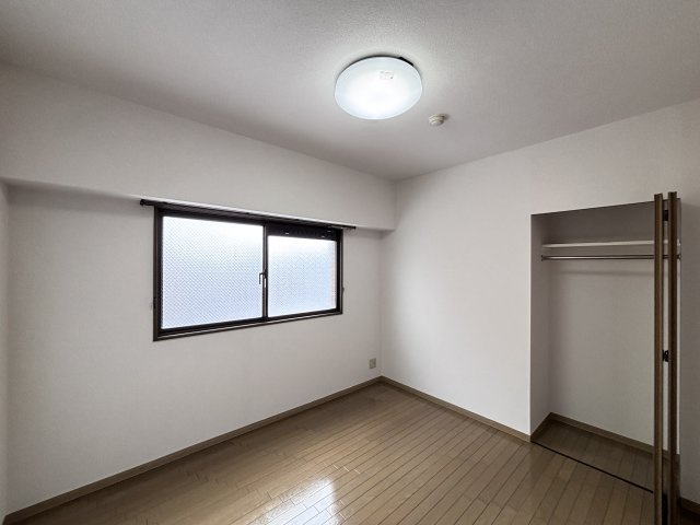 サンシティ安東駅前プラザの洋室