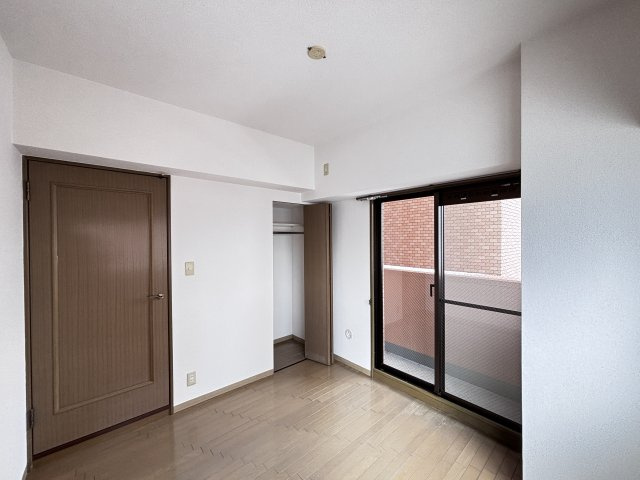 サンシティ安東駅前プラザの洋室