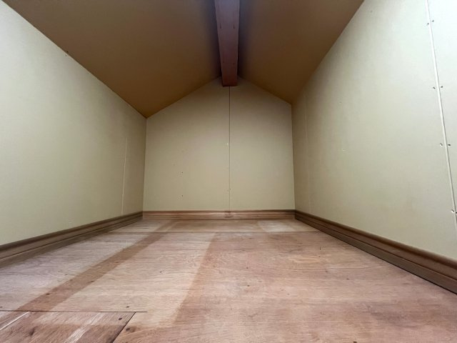 マイナスポイントにばかり気を取られるのはもうやめて！！築30年の魅力は魔力な、【泉区白百合3丁目／リフォーム戸建】の収納|小屋裏収納です