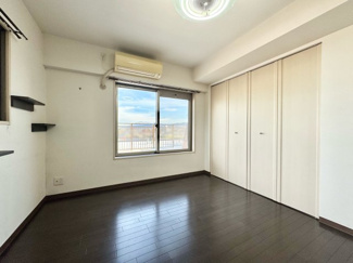 【洋室】 | パデシオン伏見深草 | 【洋室7帖】