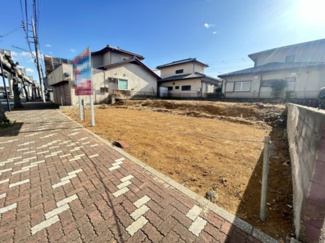 【前面道路含む現地写真】 | 千葉市若葉区小倉台７丁目　土地　千葉都市モノレール『小倉台』駅 | 会話が弾むリビング、料理が愉しくなるキッチン、明日への活力を養うベッドルーム。家はただ生活する場ではなく、暮らしを愉しく、快適にする場所。四季を通じて自然と触れ合えるスポットが周辺には盛りだくさん！！