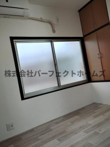 菅相塚町戸建　賃貸の洋室|寝室です
