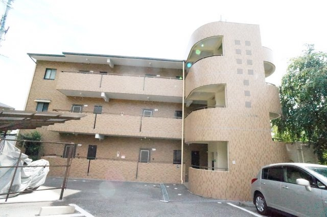 ジャルダン美樹の外観