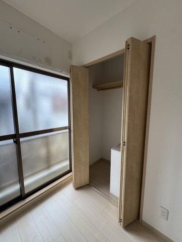 荒田町4丁目貸家の収納