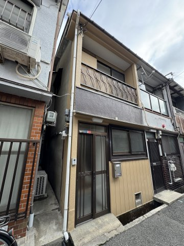 荒田町4丁目貸家の外観