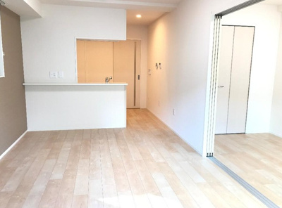 【居間・リビング】 | ブルーフォレスト