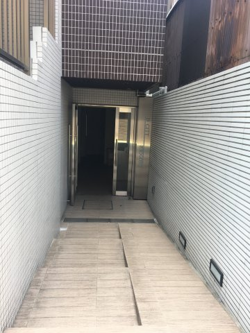 B CITY両国のエントランス