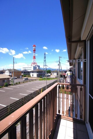 【バルコニー】