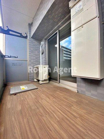 プレサンス桜通ザ・タイムズのバルコニー