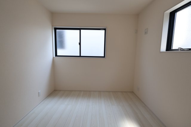 《仲介手数料無料》桜区西堀１０丁目11-24新築一戸建てリーブルガーデンの洋室|2階 4.5帖