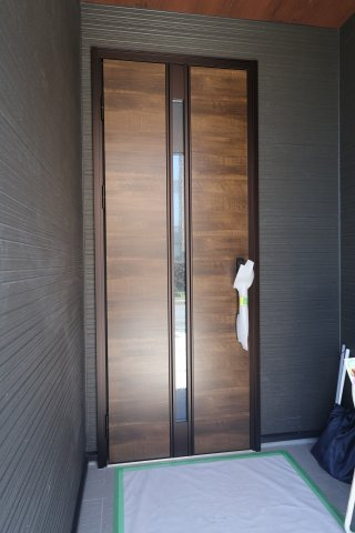 《仲介手数料無料》桜区西堀１０丁目11-24新築一戸建てリーブルガーデンの玄関