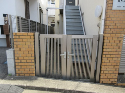 【エントランス】 | カトレアコーポ