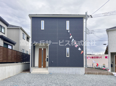 【外観】 | 富士宮市大岩 17期 新築一戸建て 2号棟 | 現在建築中の外観画像です。ご内覧は同じメーカーの完成物件へご案内いたしますので、いつでもご相談ください！