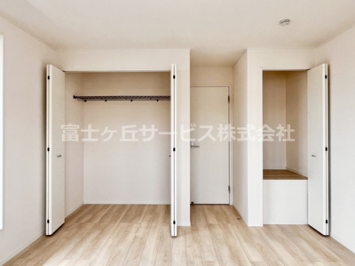【収納】 | 富士宮市大岩 17期 新築一戸建て 2号棟 | 寝室の収納です