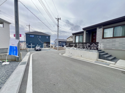 【前面道路含む現地写真】 | 富士宮市大岩 17期 新築一戸建て 2号棟 | 前面道路含む現地写真です