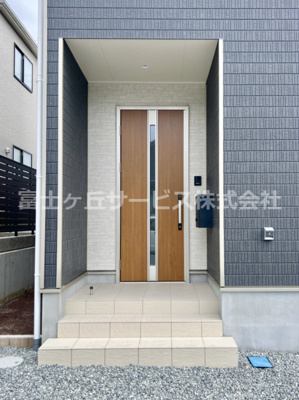 【エントランス】 | 富士宮市大岩 17期 新築一戸建て 2号棟 | エントランスです