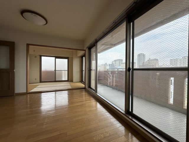 ワコーレ明石マリンプレイスの居間・リビング