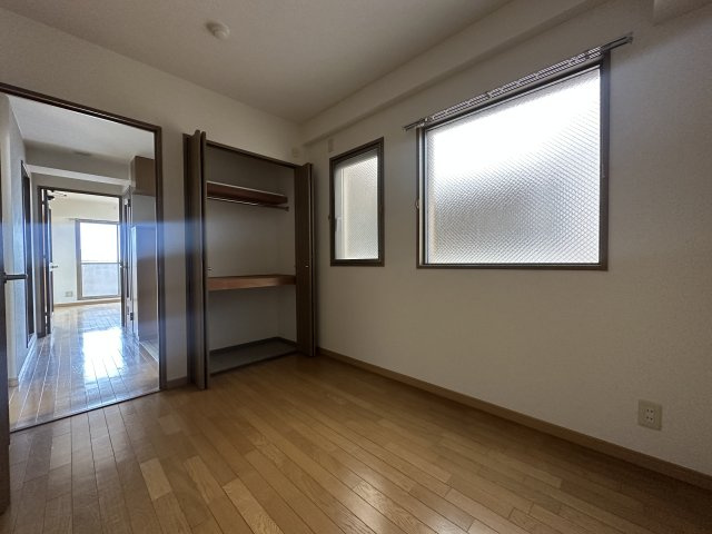 ワコーレ明石マリンプレイスの洋室