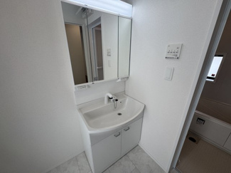 【キッチン】 | 沖縄市東（全3棟）A号棟 | ※同仕様写真です