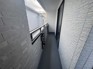 【バルコニー】 | 沖縄市東（全3棟）A号棟 | ※同仕様写真です