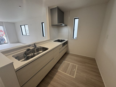 【キッチン】 | 沖縄市東（全3棟）A号棟 | ※同仕様写真です