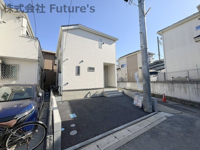 三郷市彦成1丁目　新築戸建　全1棟の外観|角地のため、日当たり、風通し良好です☆