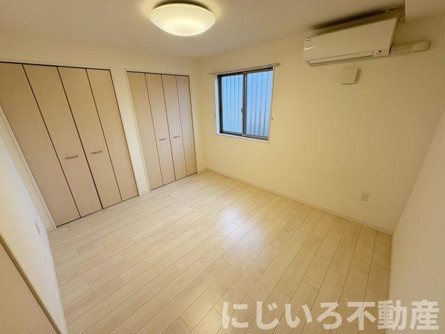 サニーコートの寝室