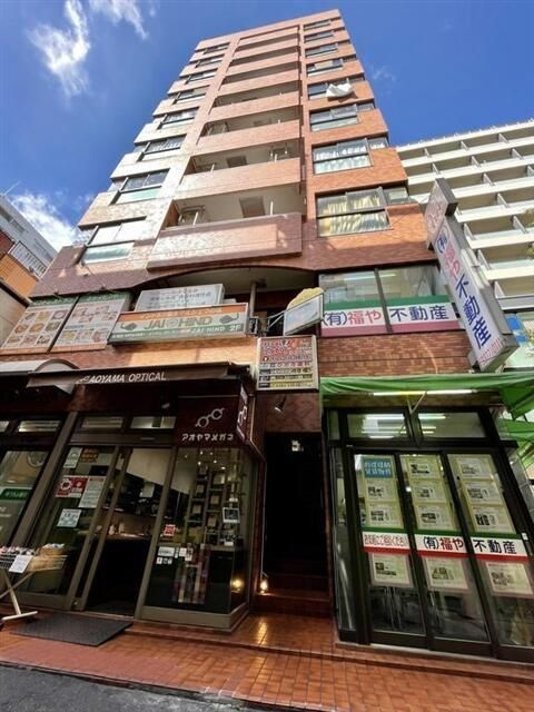 クレセントプラザ笹塚の外観