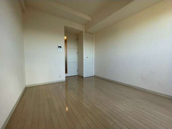 ライジングコート瑞穂通の内装