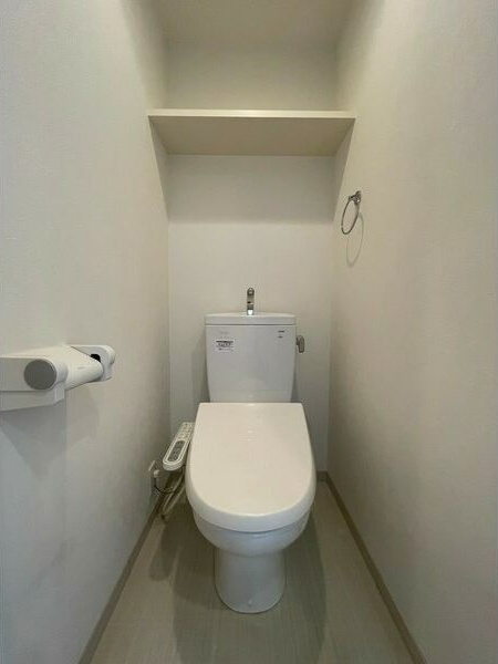 ライジングコート瑞穂通のトイレ