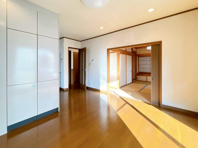 【居間・リビング】 | 高崎市飯塚町　中古住宅