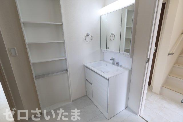 《仲介手数料無料》西区大字指扇領別所382-227新築一戸建てリーブルガーデンの独立洗面台