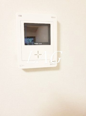 【セキュリティ】 | レガーロ緑が丘 | モニター付インターホンです。