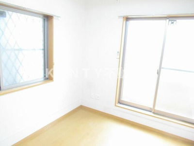 【居間・リビング】 | ベルデ大岡山 | ゆったり過ごせるリビングです