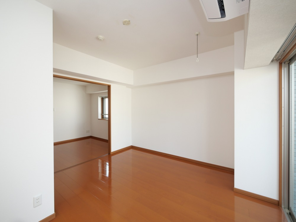 アクアスイート新大阪の洋室