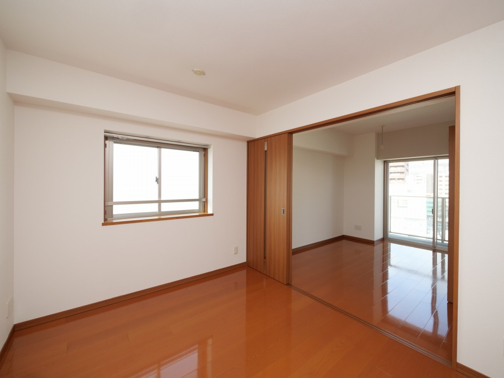 アクアスイート新大阪の居間・リビング