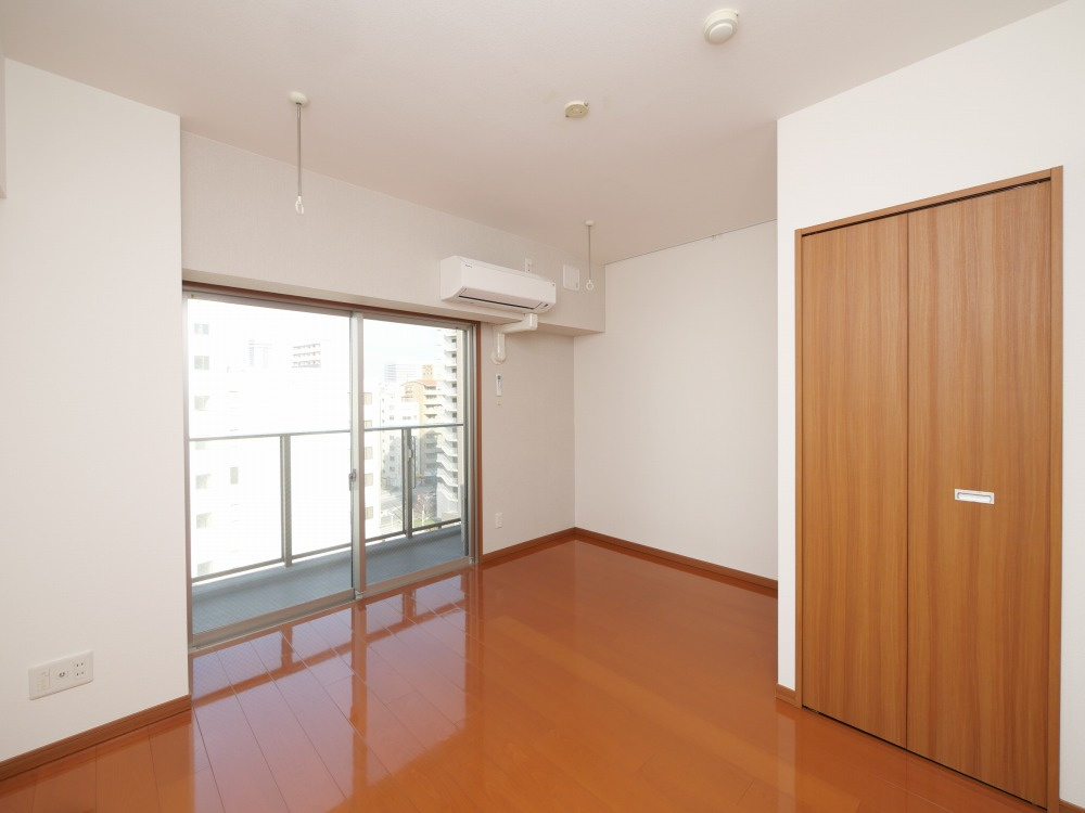 アクアスイート新大阪の洋室