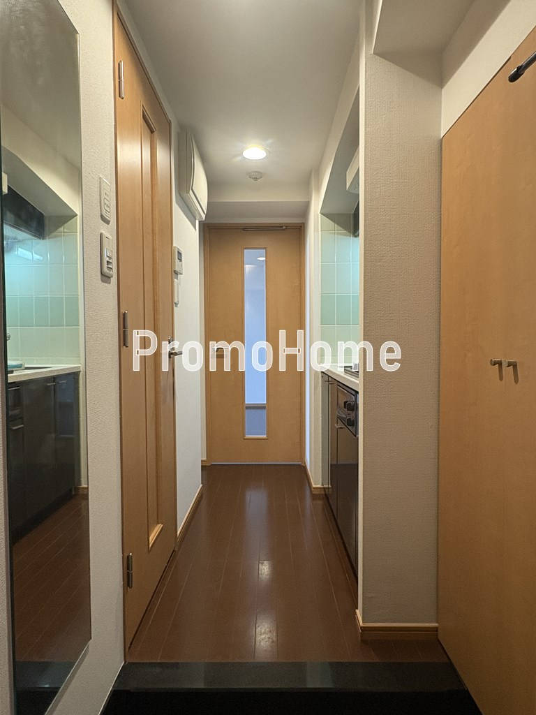 T&G神田マンションの玄関