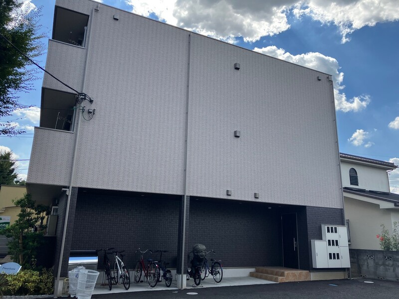 府中市白糸台３丁目のアパート