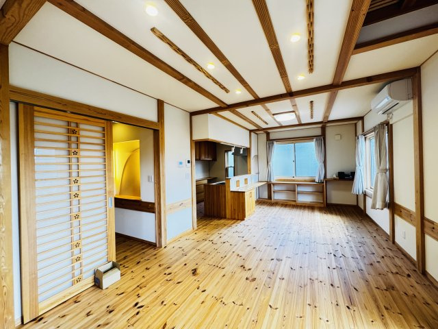 藤岡市藤岡　中古住宅の居間・リビング|藤岡市藤岡　未入居住宅