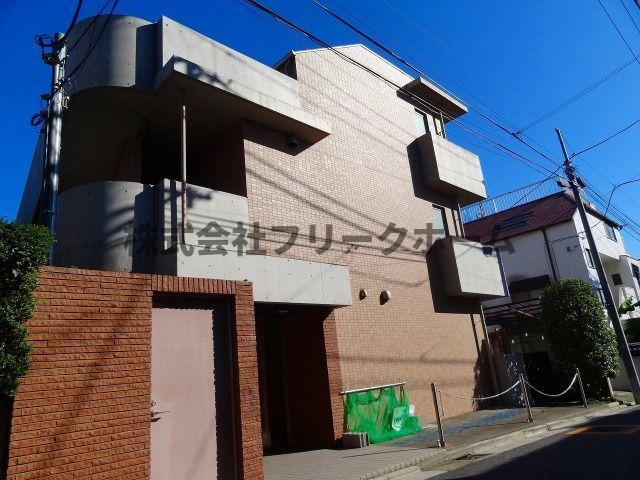 世田谷区代田２丁目の賃貸マンションの外観