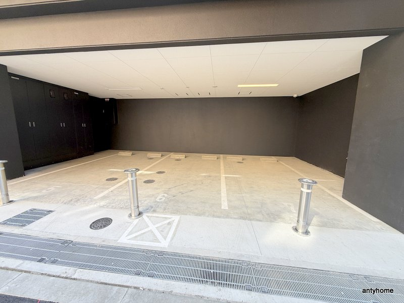 S-RESIDENCE松屋町asence　仲介手数料無料の駐車場