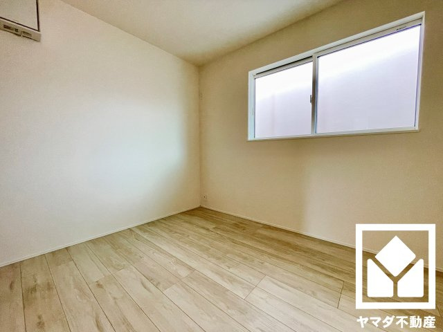 伏見区小栗栖森本町　01期　2号棟の子供部屋