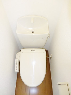 フェリスパルフェのトイレ|温水洗浄機能付トイレ★（同一仕様写真）
