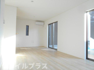 【居間・リビング】 | 本宮市仁井田新築一戸建て2棟 | 居間です