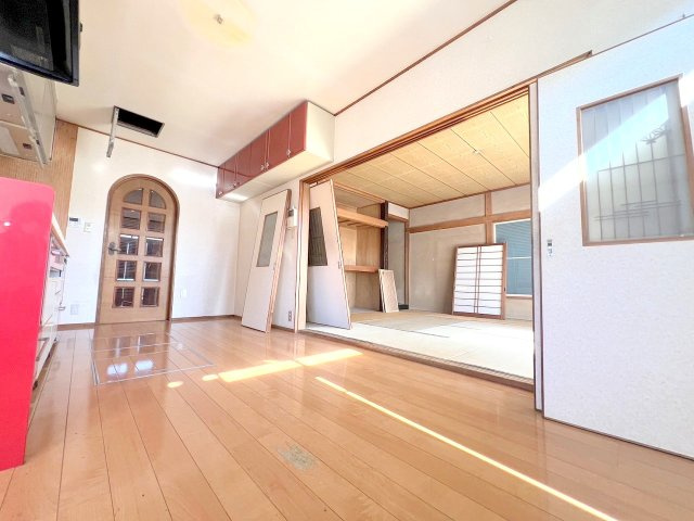 武蔵村山市大南1丁目　リフォーム済み中古戸建の居間・リビング