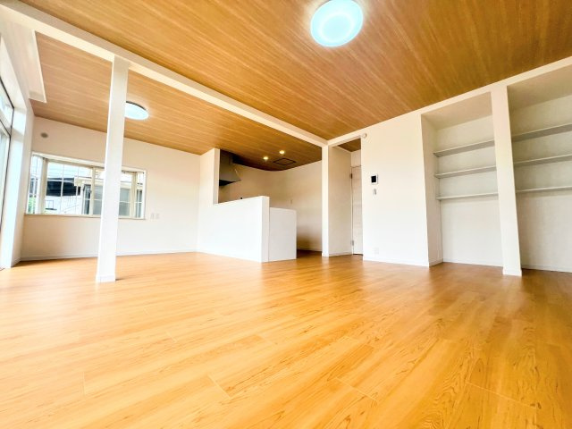武蔵村山市大南1丁目　リフォーム済み中古戸建の居間・リビング
