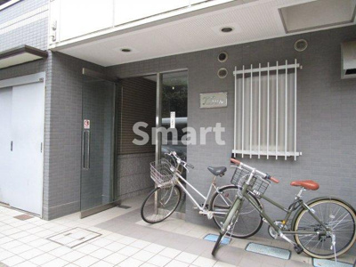 【エントランス】 | TSビル