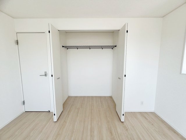 焼津市南小川　第1／の収納